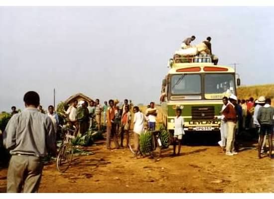 townbusservices's tweet photo. Travel Classics
Gaso Transport Services Bus Company Limited
Gaso Transport Services Bus Company Limited, which was owned by the Ali Kamul family, was Masaka’s pioneer bus company.
#gandeworkshop2021 #AccessUgInfo #EconomicRecoveryUG #UgIndustrialPolicy #applianceworldug #uot https://t.co/a9y4zsn401