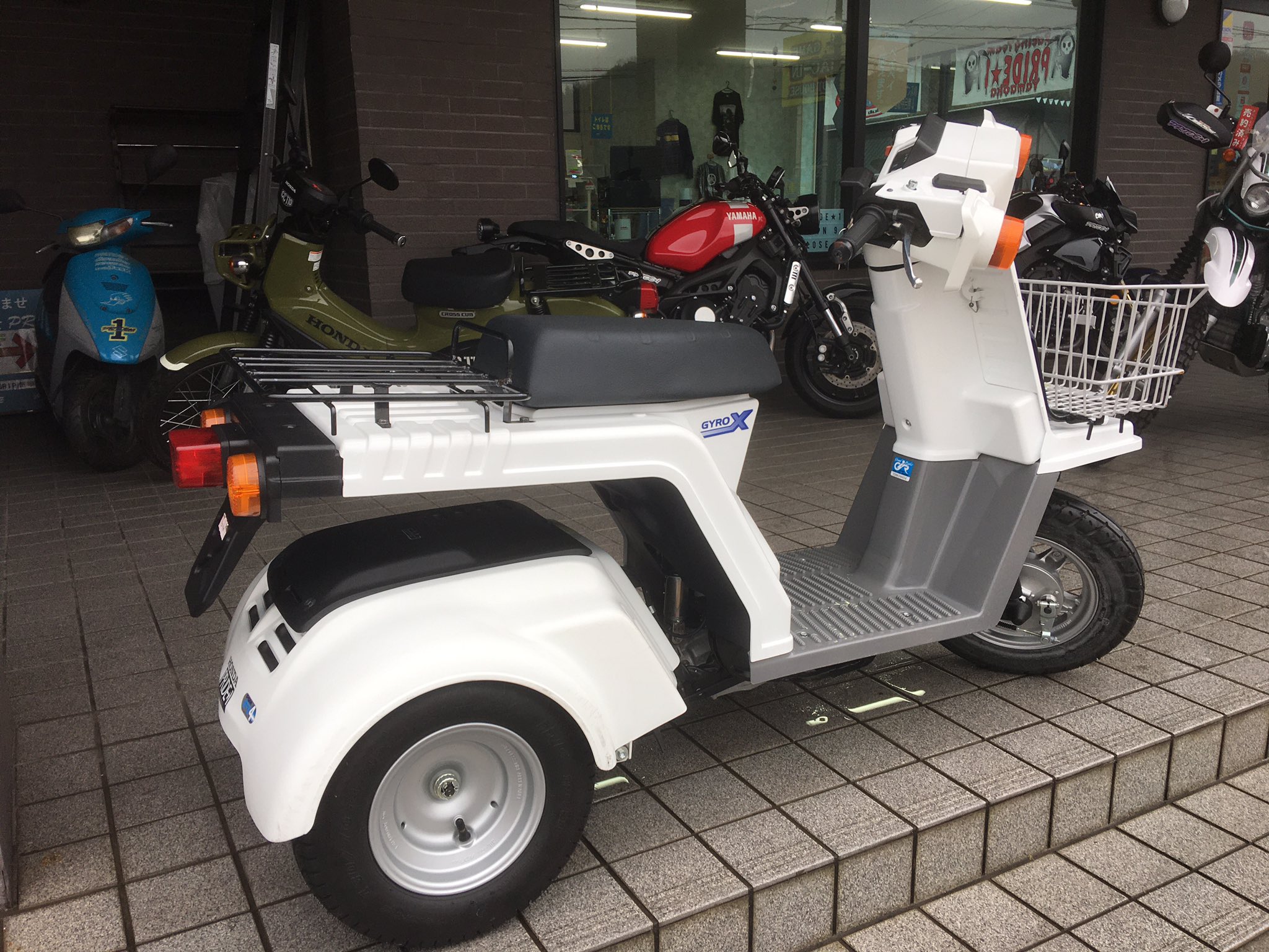 Club P 1 ホンダ ジャイロx 働く配達現場で大活躍の3輪ジャイロx中古車ですぅぅぅ カスタムベースにも人気ですっ コレ探してましたって方はグーバイクのpride 1にイン Pride1 Clubp1 岡山 オートバイ ターニー グーバイク