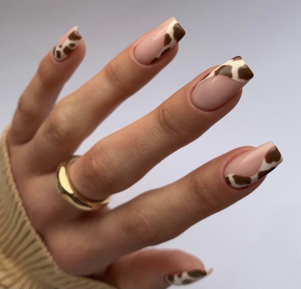 Here some Thursday nail inspiration 😍💅🏻
#nail #nailart #nailinspo