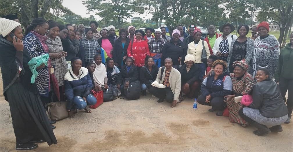 Thru a <a href="/WashFellowship/">MandelaWshFellowship</a> LINC Grant <a href="/MteiHaikaJ/">Haika Mtei</a> collaborated with a 2019 Mandela Fellow Joe Nyamowa to train female smallholder farmers on innovative sweet potato production practices. Learn more: mwfellows.info/2PxDYsb