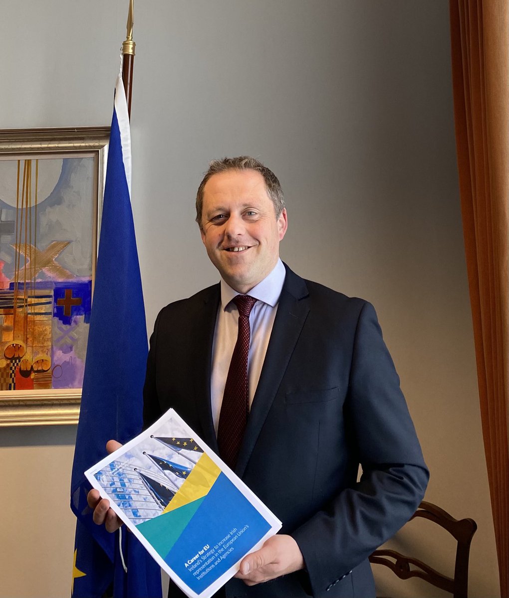 Proud to launch A Career for EU, the Government strategy to increase the number of Irish people applying for and securing roles within the European Institutions and Agencies. 

You can read the strategy here 👉🏻 dfa.ie/eujobs #ACareerforEU 

🇮🇪🇪🇺