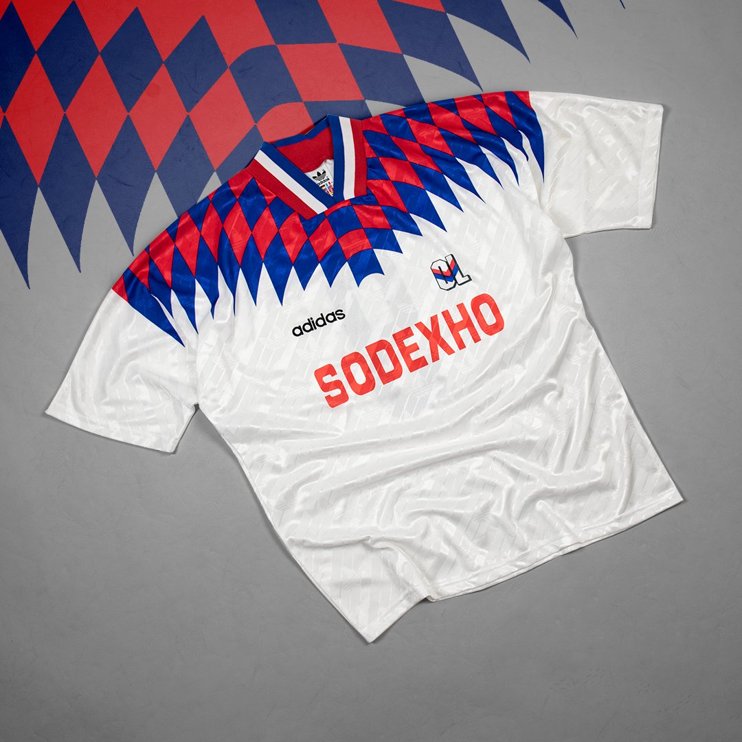 Classic Football Shirts on Twitter: "Lyon 1995 by Adidas That old school  crest 😍 https://t.co/mMwUFPnFT4" / Twitter