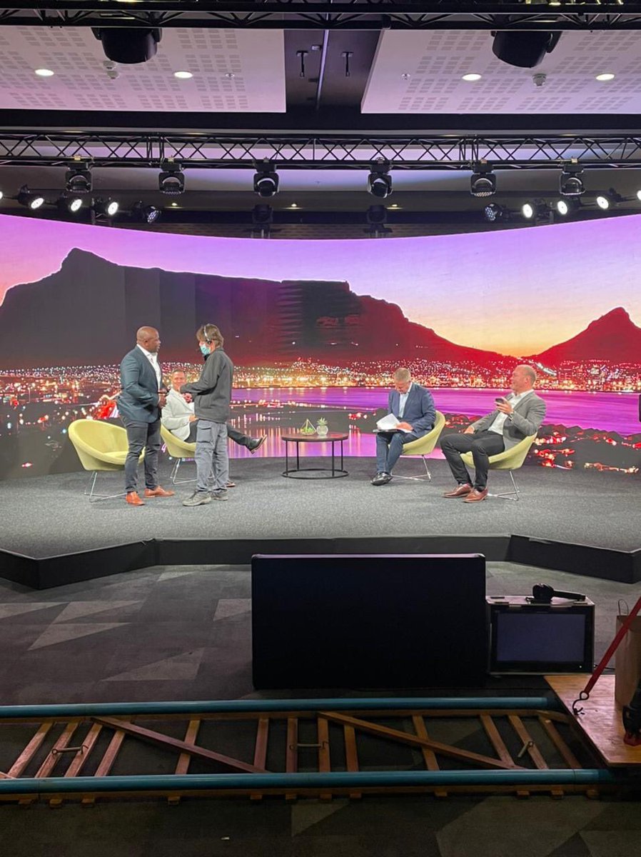 Preparations are underway for tonight’s live broadcast from our Studio at Century City Conference Centre!⠀
⠀
Springbok legends Jean De Villiers, Hanyani Shimange, Schalk Burger with Matt Pearce are broadcasting live to discuss the upcoming Lions Tour to South Africa