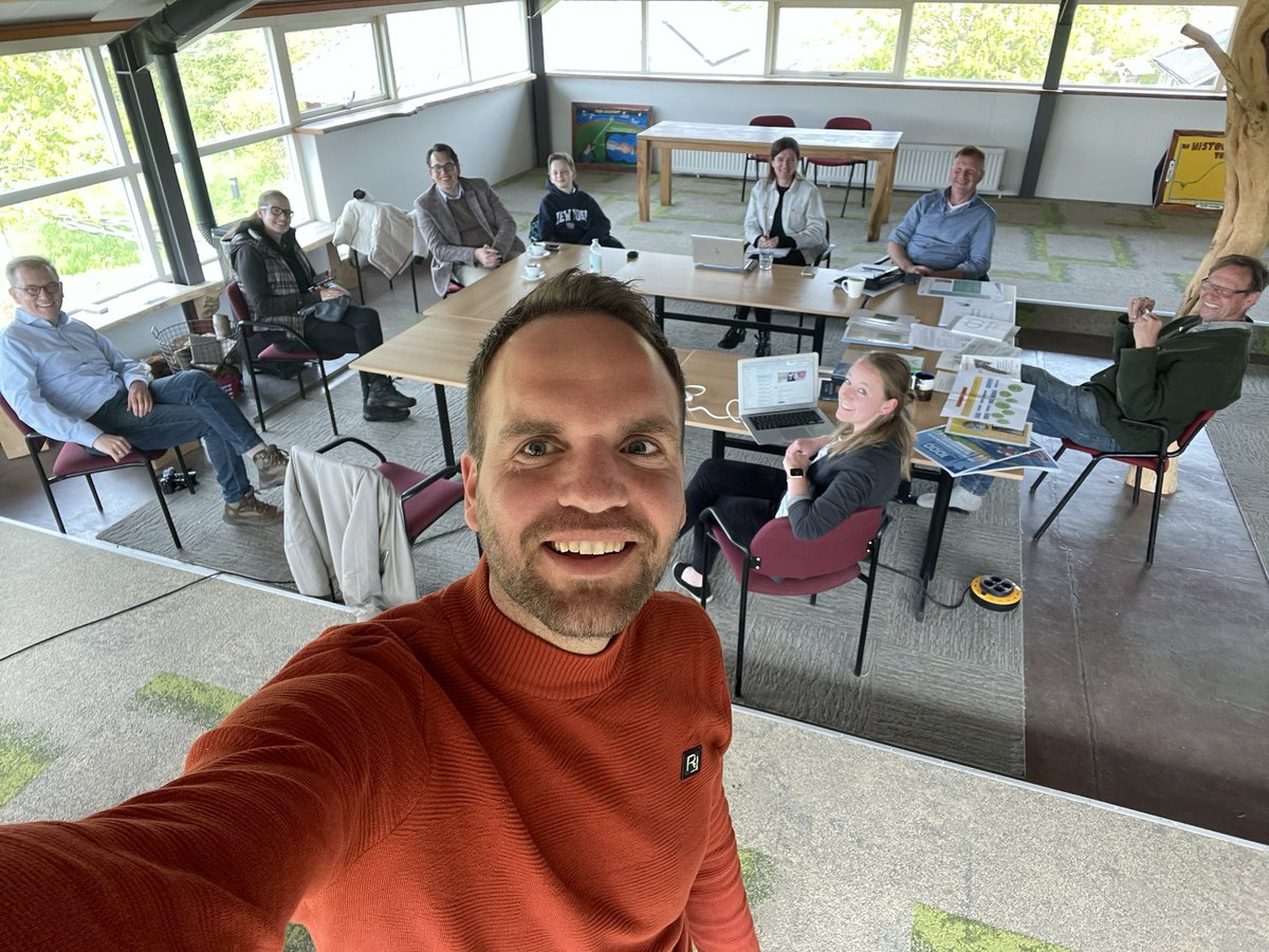 Een goed gesprek gehad over een Christendemocratische visie op de landbouw met mijn broeders van <a href="/christenunie/">ChristenUnie</a> <a href="/Pieter_Grinwis/">Pieter Grinwis</a> en <a href="/eppobruins/">Eppo Bruins</a> bij <a href="/Eemlandhoeve/">Eemlandhoeve</a>