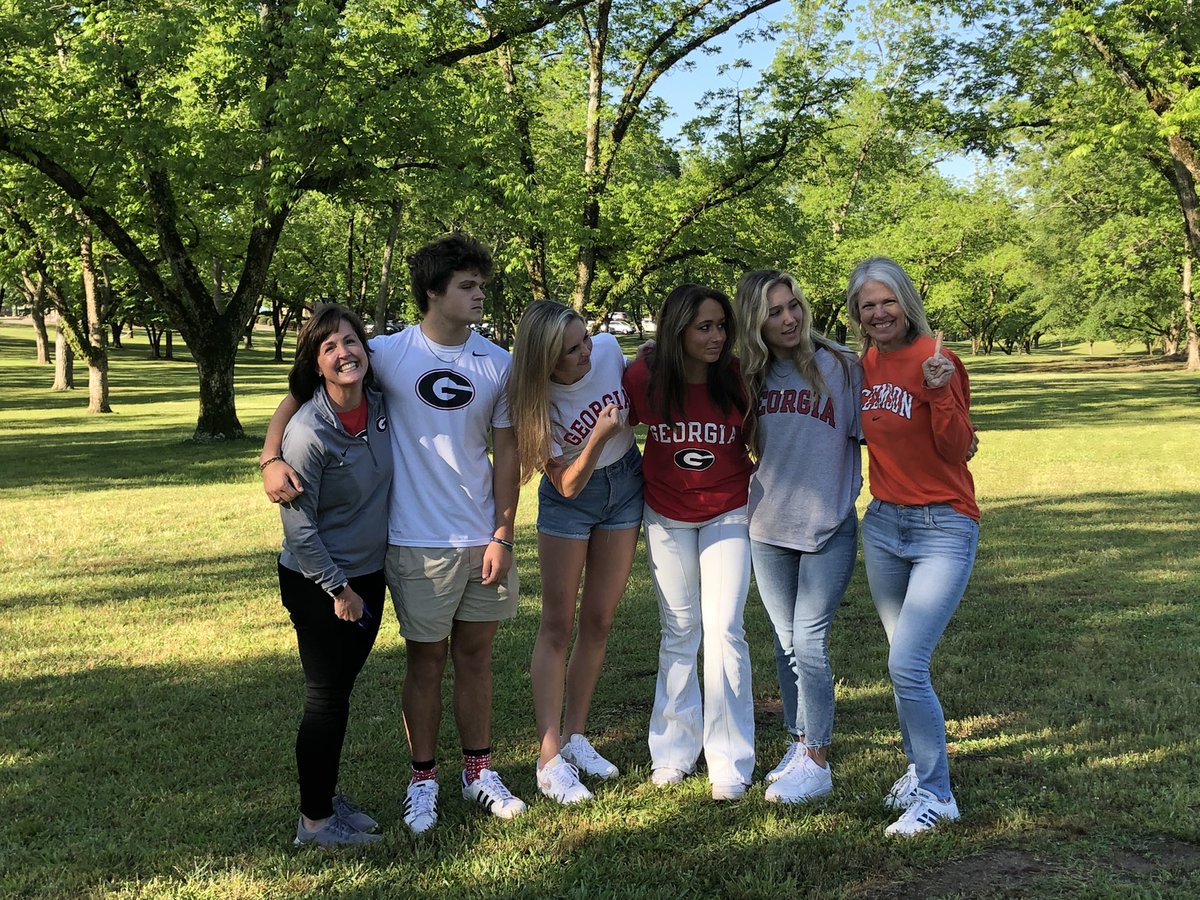 See y’all on September 4th! <a href="/ClemsonFB/">Clemson Football</a> <a href="/GeorgiaFootball/">Georgia Football</a> #collegedecisionday #classof2021 #dawgs #allin
