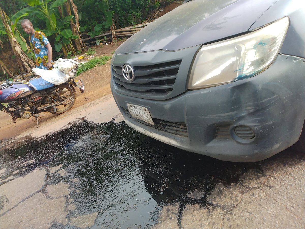 oluwadunxy's tweet photo. Bullion van hijack at Owena along ondo road
@YemieFASH @AkureHowFar @TheBabaTee https://t.co/t4D7ZuS8q7