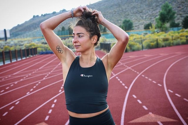 🌙 “We can’t control the engine we’re given. But how we treat our engine is entirely up to us. It will take us to the moon if we let it.” - @alexipappas

#veganathletes #atheletes #athletedevelopment #ketoathlete #athleteslife #activepeople