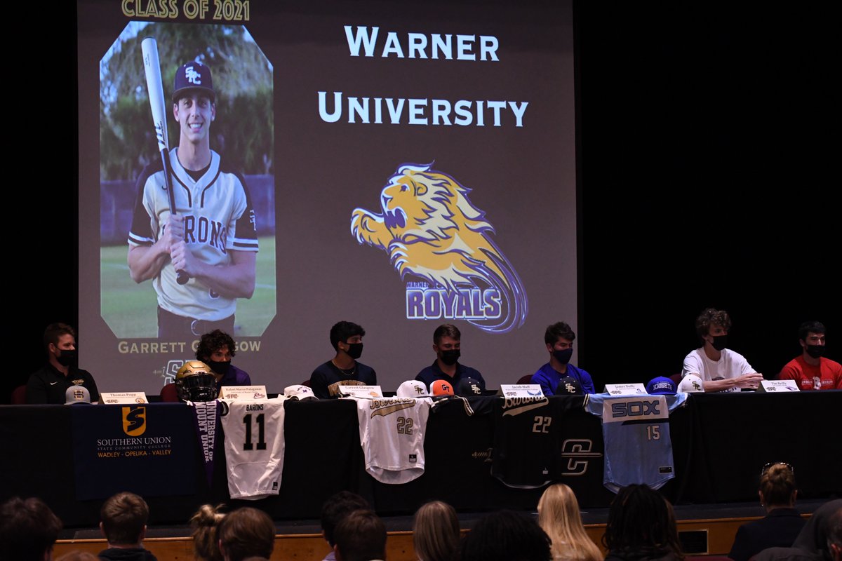 SpcAthletics's tweet photo. Were are so proud and happy for Tommy Popp, Marco Palaganas, Garrett Glasgow, Jake Huff, James Duffy, @treilly44  and @johnny10shields Signining their letters of Intent to play collegiate athletics. https://t.co/lJpD08QJY1