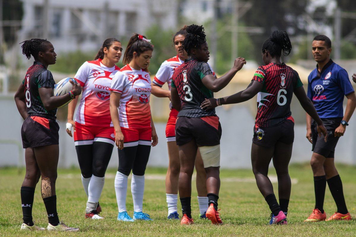 Le camp de solidarité de rugby à VII féminin se poursuit à Tunis. 🏉💥💪 ▶️ rugbyafrique.peek.link/22iA #WhyWePlay #RugbyAfrica #Olympics #RugbySevens #RiseOfWomensRugby #RoadToTokyo #AfricaAsOne #TryAndStopUs @WorldRugby @TUNISIARUGBY @OfficialKRU @MalagasyRugby