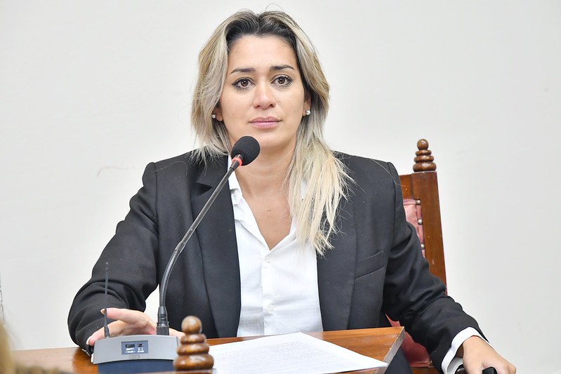 Requieren al DEM que realice una campaña de control y lucha contra la obesidad.

Ver más en ➡️ shar.es/aoV1Vl