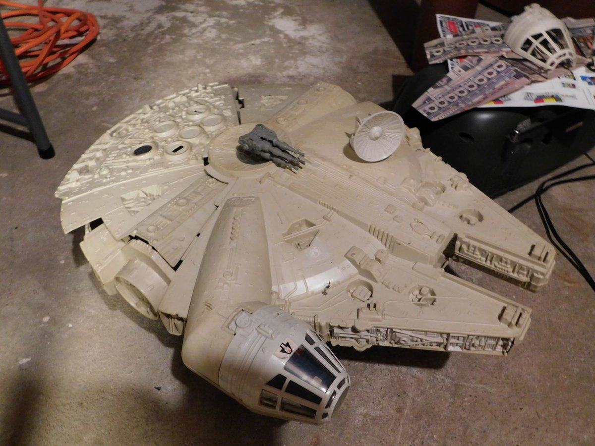Neil_ODonnell's tweet photo. Something between an Upwork review and a venting session blog post - online platforms for freelancers... and a photo of a vintage Millennium Falcon https://t.co/zKvZiicR1x #freelance #Upwork @Upwork @UpworkHelp #OCD #OCDSucks #Starwars https://t.co/Q5XwqTxFgA