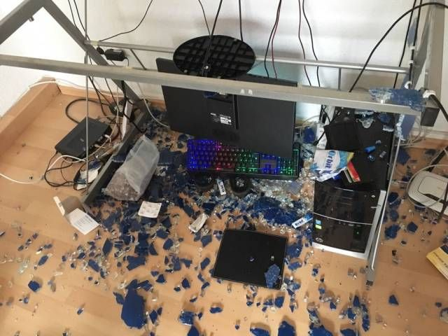 Overclockers UK on X: Press F to pay respects to all the Gaming PCs that  found themselves a second job as our Work-From-Home PCs 👊🏻 Plus a third  job as Only-Thing-Keeping-Me-Sane-In-Lockdown 🙃