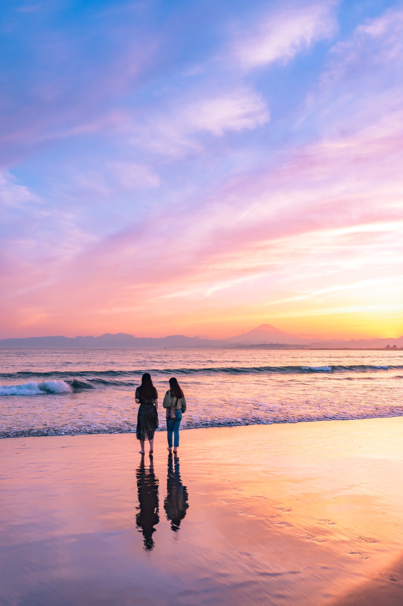 Hitomi 江ノ島の夕焼けとリフレクション 縦長サムネ 縦長画像 縦長が表示されるようになったから縦画像１枚で勝負する T Co Re0sefeval Twitter