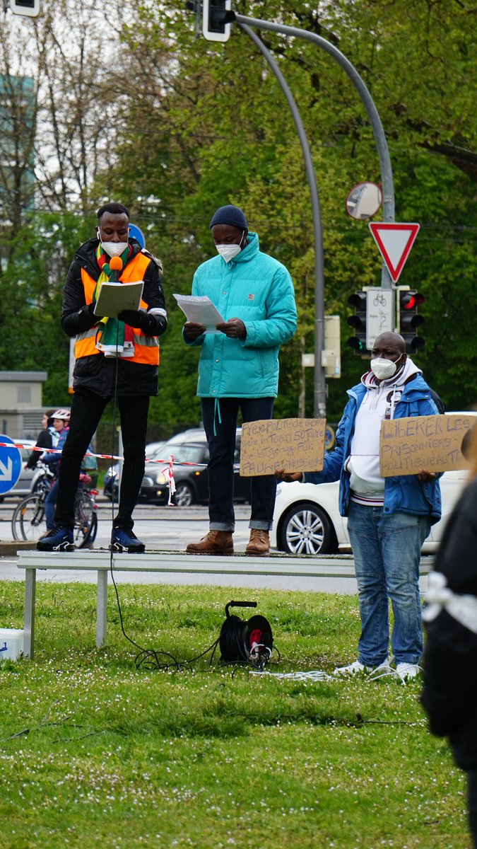 fff_heidelberg's tweet photo. Heute haben wir zusammen mit vielen Bündnispartner*innen klar gemacht: @hd_cement muss die Klimazerstörung und Menschenrechtsverletzungen stoppen! Wir werden wieder kommen und We Will #EndCement. https://t.co/Kxb5fJiYsW
