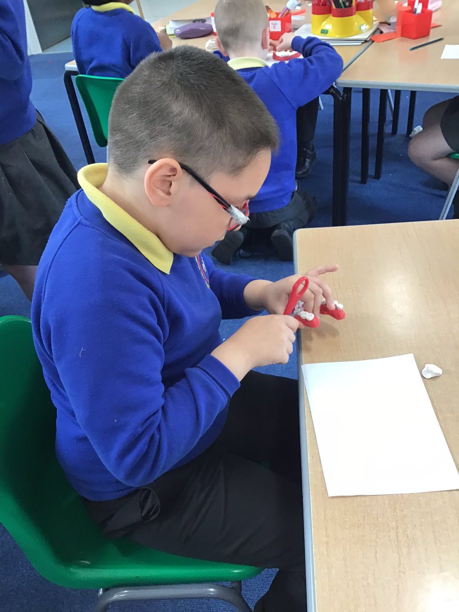MissSladeY4's tweet photo. Possible future dentists .... identifying teeth by making them in y4 today. https://t.co/hWeb6OTLuR