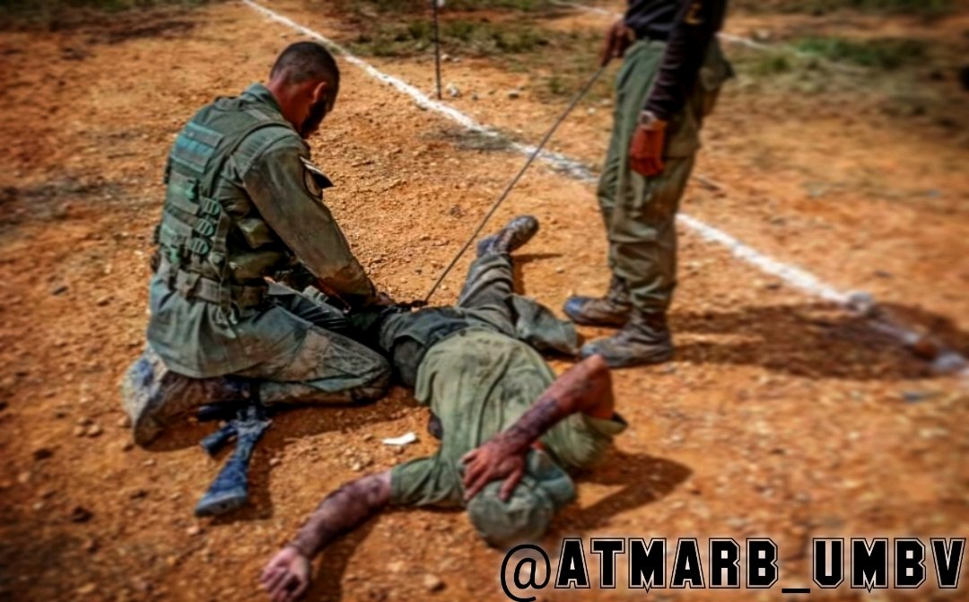 #PatriaHonorYMar Los cadetes de la <a href="/Umbv_Fanb/">Universidad Militar Bolivariana de Venezuela</a> #Hoy en el Periodo Especial de Entrenamiento 2021, continuan con las canchas de  adiestramiento para el combate Individual y combate colectivo
#EntrenamientoMilitarUMBV  <a href="/PrensaFANB/">mindefensa_ve</a> <a href="/vladimirpadrino/">Vladimir Padrino L.</a> <a href="/ArmadaFANBVzla/">Armada_ve</a> <a href="/WilliamSerantes/">William Serantes</a>