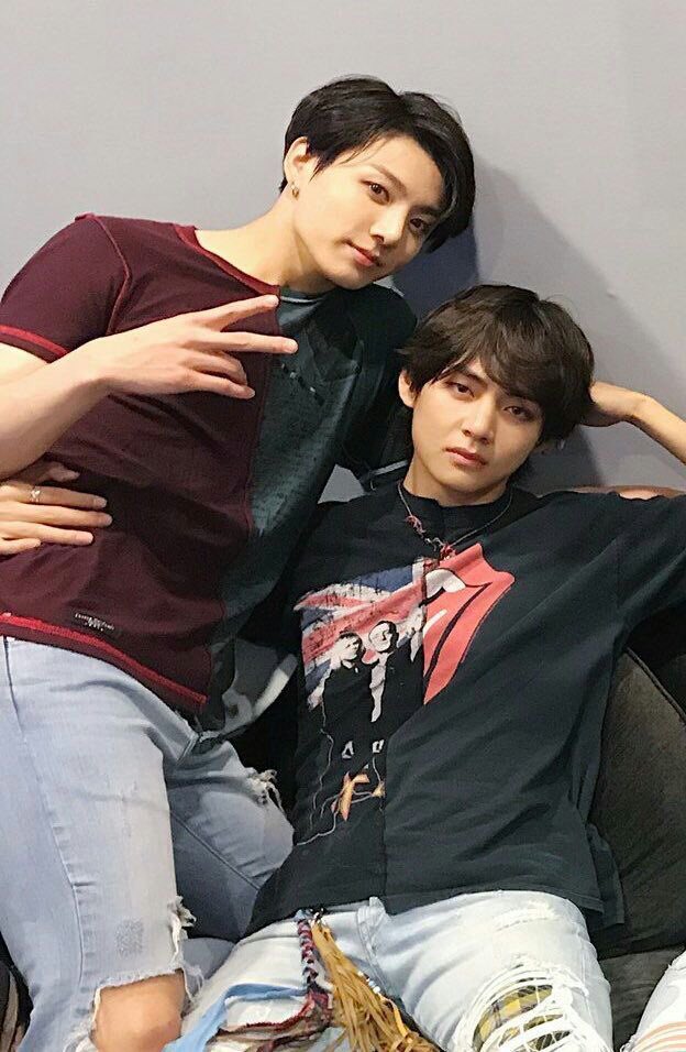 taekook pictures without crop; a necessary thread