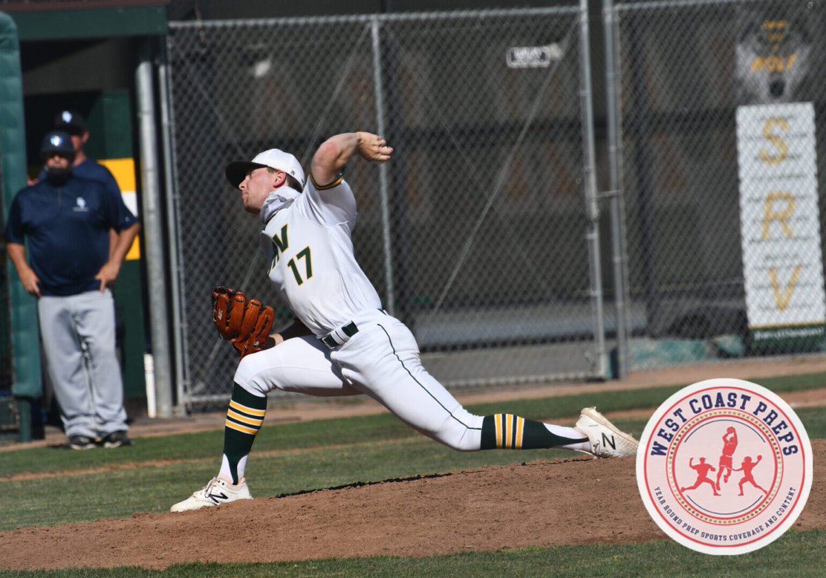 San Ramon Valley has now won 12 out of its last 13 following Wednesday’s win over Dougherty Valley. 

Story: westcoastpreps.com/san-ramon-vall…