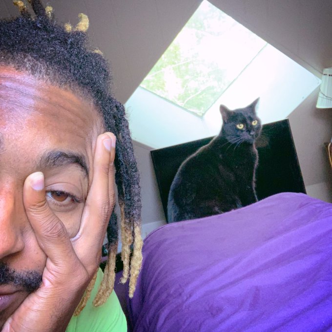 I woke up getting my dreads ripped out of my head #fypシ #cat #blackcats https://t.co/DB4fLT7Nc8<a href="/tag/cat"class="tags"><span>#cat</span></a><a href="/tag/blackcats"class="tags"><span>#blackcats</span></a><a href="/tag/fyp%E3%82%B7"class="tags"><span>#fypシ</span></a>