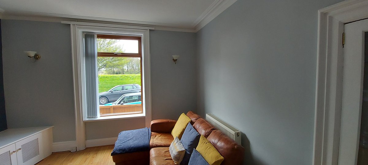 NTorranoHarling's tweet photo. Before&amp;afters for a new customer Not been decorated in 14 years. New units customer painted but wasnt happy with the finish. Ive used @JohnstonesDC Cleanable Matt walls, coverplus ceiling. @Smith_Rodger Blockade for door. @ZinsserUK Coverstain for fire surround. BM ScuffX for w/w https://t.co/Ylumcup20v