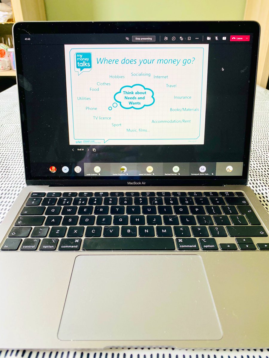 Miss Foz 🐞 tweet media