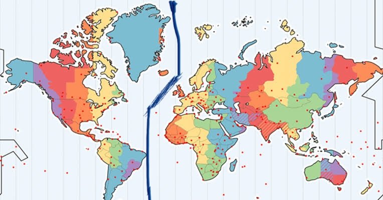 The line in the first image represents the international date line. That's where the date changes. It's kinda arbitrary, and could have been made like image 2. Then, North America would have been the "Land of the Rising Sun." Why am I sharing this? See next tweet.