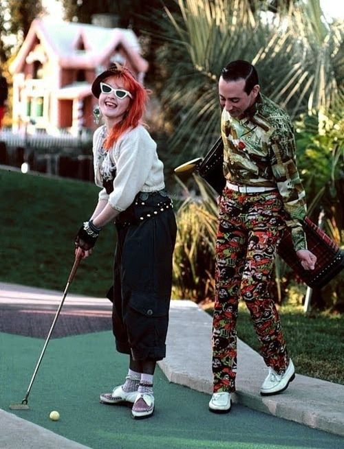 It's #MiniatureGolfDay which means it's a great day to play putt-putt with a pal! Like I did with @CyndiLauper back in the eighties!! Are we cute or WHAT?! peewee.com/2021/05/08/pee…