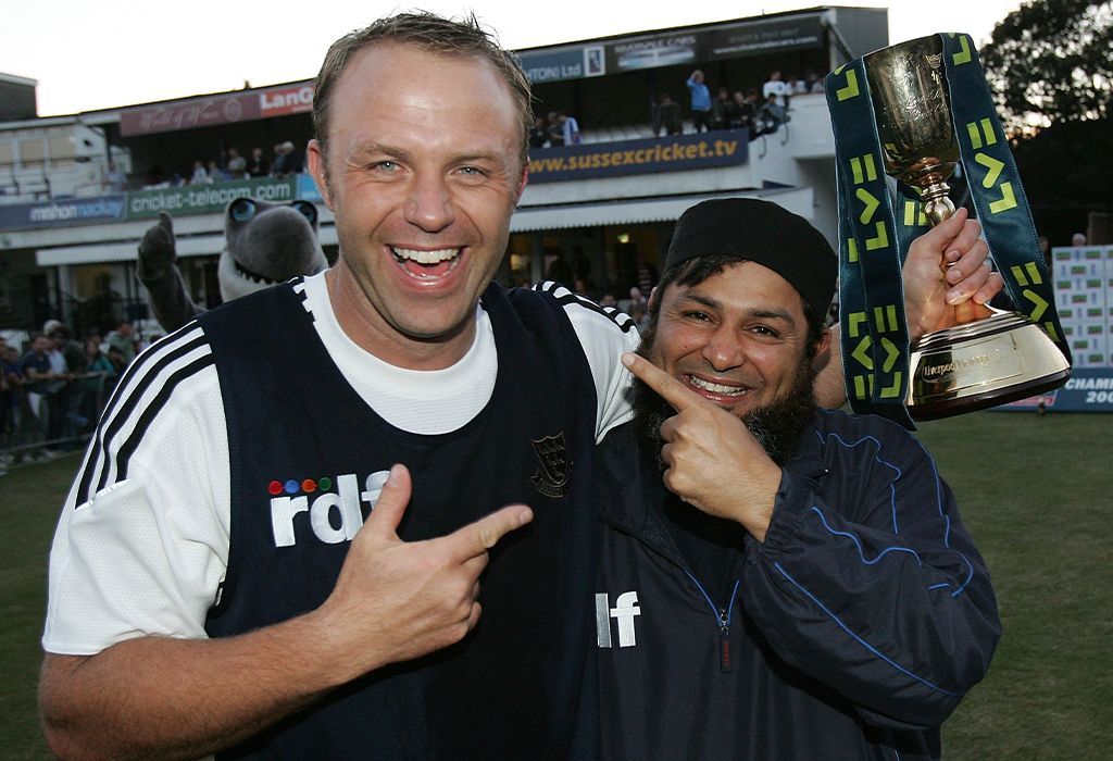 Happy birthday to former Derbyshire, Sussex and England batsman, Chris Adams! 