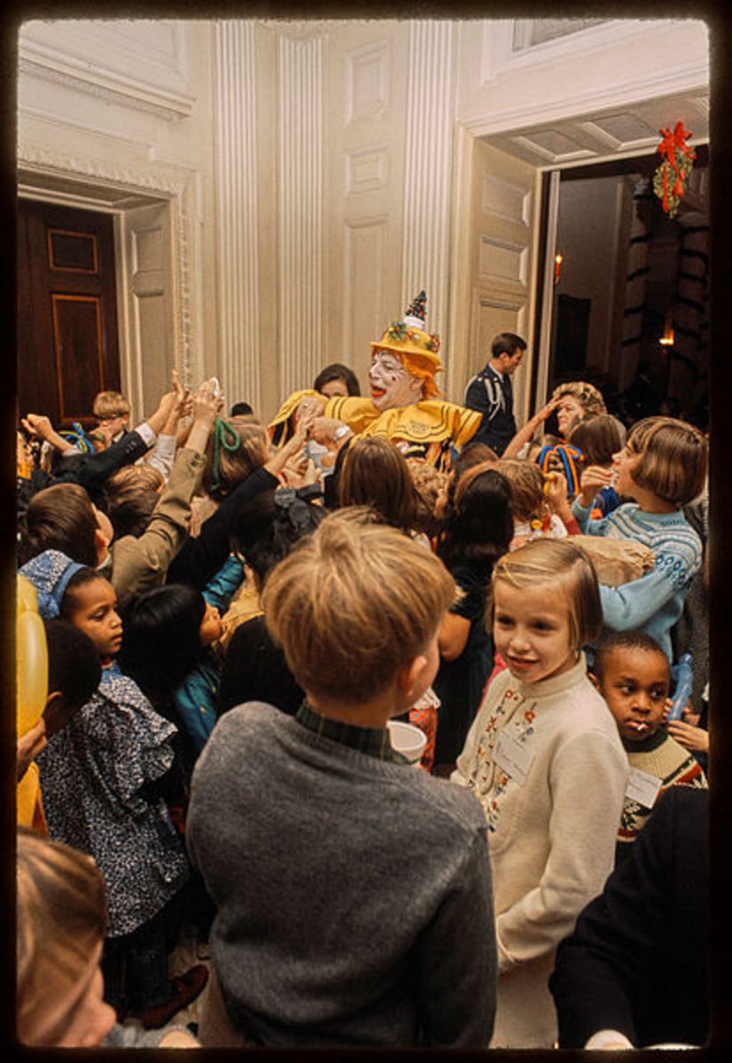 During her time as first lady from 1969 to 1973, Mrs. Nixon made the White House “more open to visitors than it had been in previous decades.” Image: White House Historical Association