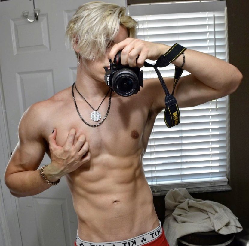 Twink muscle glamour raunchybastards
