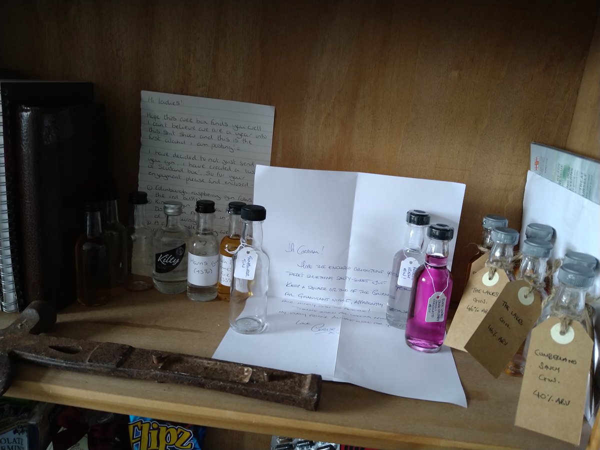 LFlett31's tweet photo. I love random things that have happened with lockdown. A conversation during a @heatherpeace online gig led to @HP_Community #ginanigans where @CeriseReed @wildething2904 and I send gins to each other with notes and snacks and zoom with them. (I'm about to post mine!) https://t.co/BVVjxlwprI