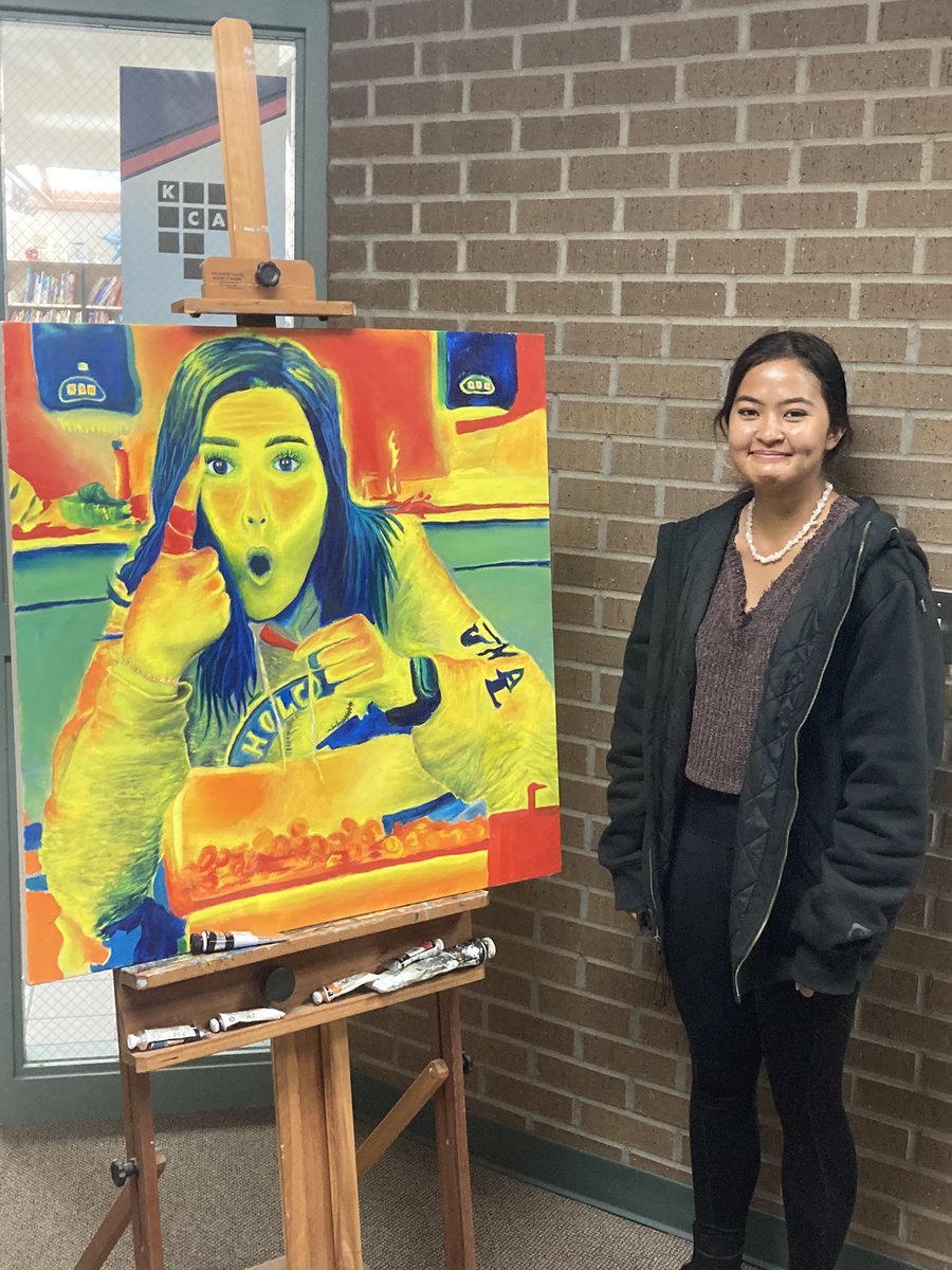 HHSLonghorns's tweet photo. Congrats to Arianna Wild for best in show at GWAC art show for 2D design!! #LonghornVIP https://t.co/nOhFP62eKc