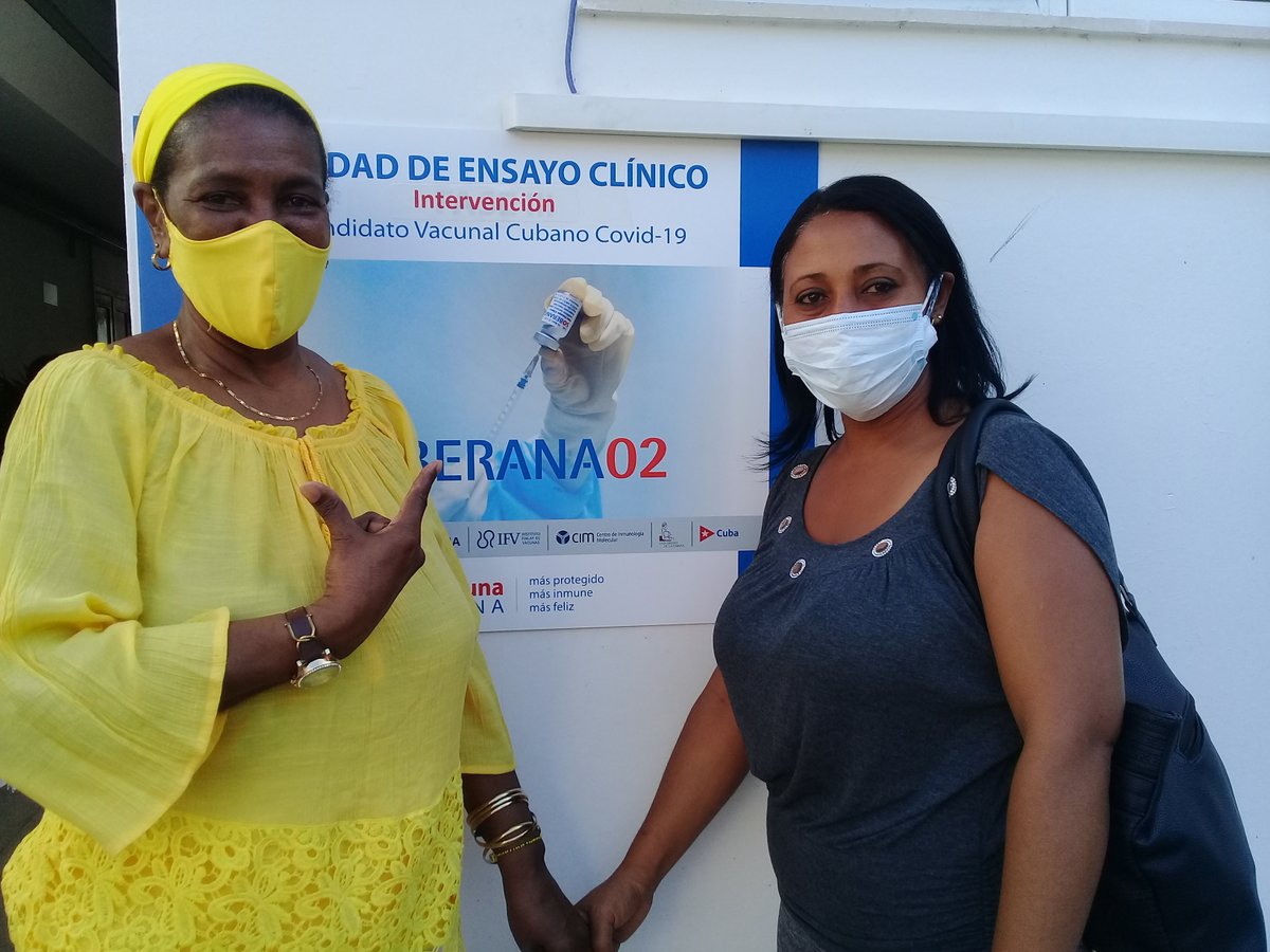 #CubaPorLaVida 
En más de 62 mil dósis aplicada de #Soberana02 se ha demostrado la seguridad de la vacuna. Los efectos adversos han sido: 
👉Dolor en el lugar de la inyección (20%)
👉Enrrojecimiento en el lugar de la inyección (5%)
👉Sensación de malestar general (5%)
#Cuba