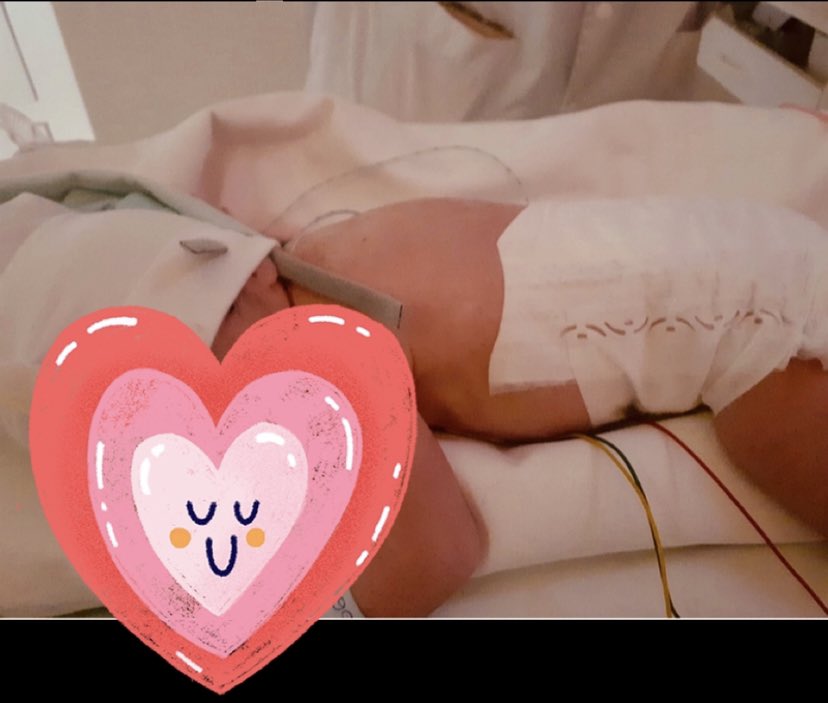 Madame.sandro tweet media