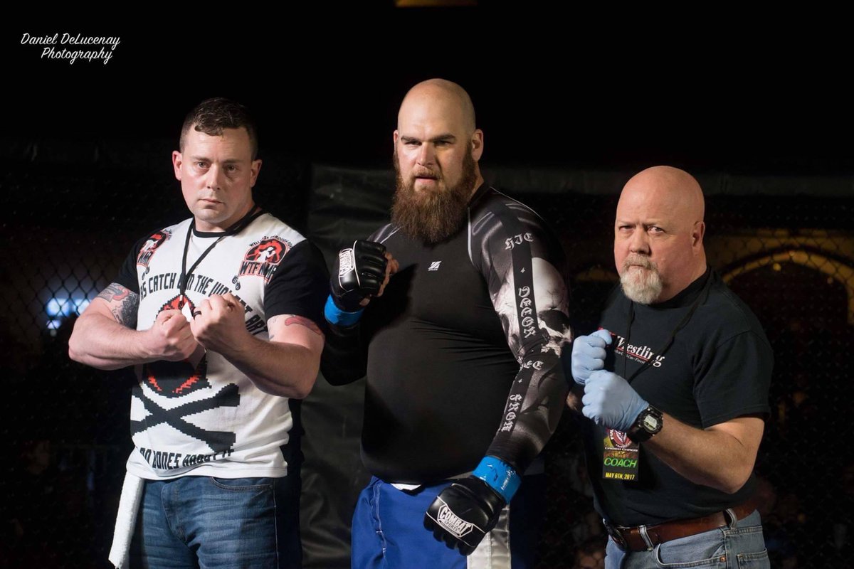 JozofLife25's tweet photo. Remember that time Joz almost killed a guy in an MMA fight? I remember. I’ll never forget it. #tbt #mma #amma #superheavyweights #KO https://t.co/GuhB5TWSjn