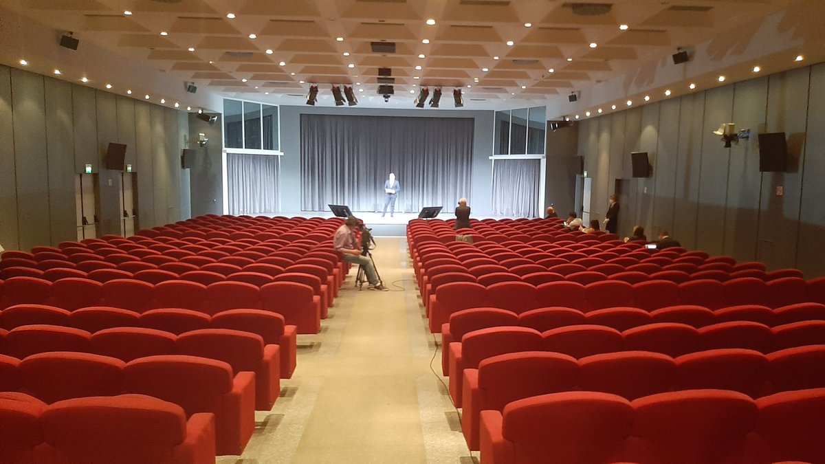 GGI Torino (@ggi_torino) on Twitter photo In diretta dal <a href="/ccuitorino/">Centro Congressi Unione Industriali Torino</a> la tecnologia ci mantiene vicini connettendo regie attive, sale necessariamente vuote, e testimonial da tutta Italia. Un grazie speciale a
<a href="/DanielaLucange2/">Daniela Lucangeli</a> per la sua appassionata ed incredibile testimonianza su #creativita e #Psicologia #ggixtorino In diretta dal <a href="/ccuitorino/">Centro Congressi Unione Industriali Torino</a> la tecnologia ci mantiene vicini connettendo regie attive, sale necessariamente vuote, e testimonial da tutta Italia. Un grazie speciale a
<a href="/DanielaLucange2/">Daniela Lucangeli</a> per la sua appassionata ed incredibile testimonianza su #creativita e #Psicologia #ggixtorino
