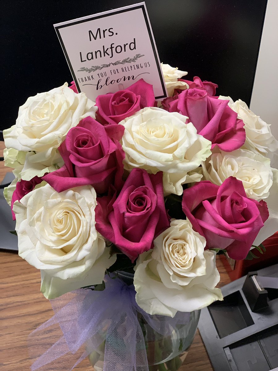 I love Staff Appreciation Week flower day! 💐 Thank you Evans students for brightening my day!  <a href="/expressriders/">Evans Riders</a>