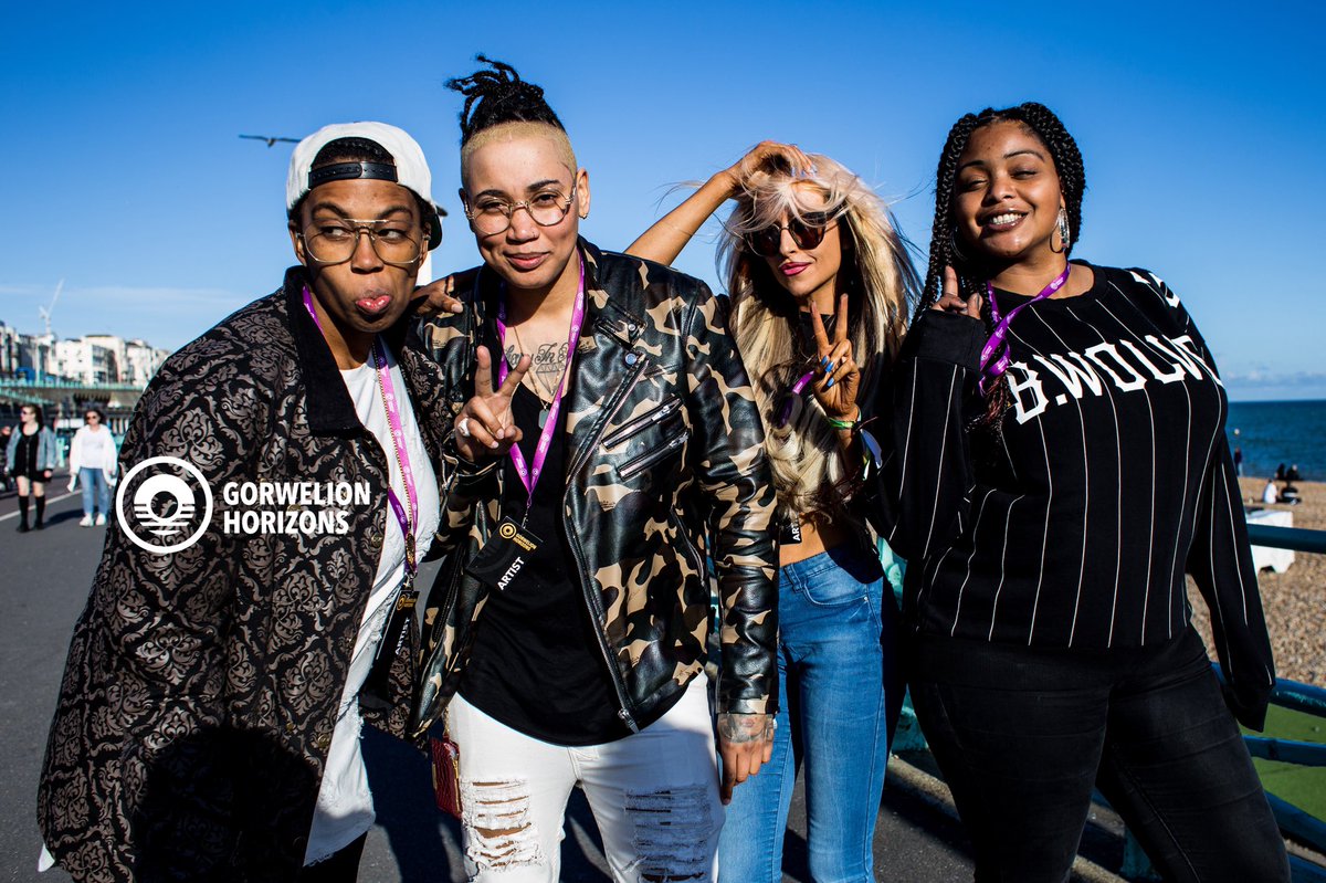 Horizons / Gorwelion (@horizonscymru) on Twitter photo #TBThursday featuring <a href="/baby_queens/">Baby Queens</a>
🔊One week countdown!
Showcase at @GreatEscapeFestival Online 2021!
Watch performances from 11 up and coming Welsh artists for free on Friday 14th May!
Sign up here to watch TGE Online festival channel: greatescapefestival.com/tge-online/ #TBThursday featuring <a href="/baby_queens/">Baby Queens</a>
🔊One week countdown!
Showcase at @GreatEscapeFestival Online 2021!
Watch performances from 11 up and coming Welsh artists for free on Friday 14th May!
Sign up here to watch TGE Online festival channel: greatescapefestival.com/tge-online/
