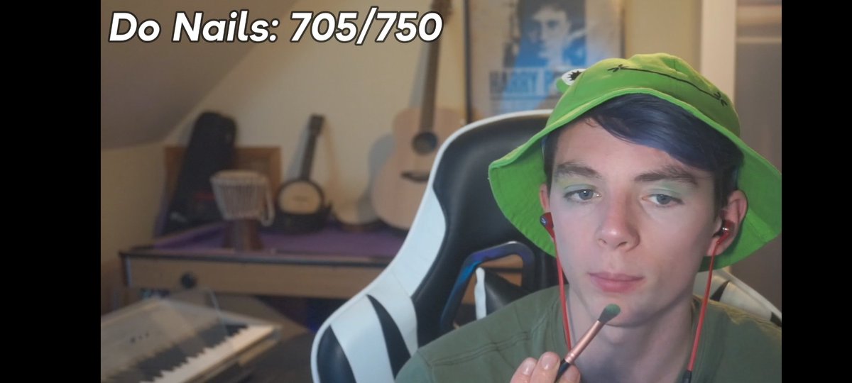 Pikmincharlie's tweet image. MAKE-UPLINU!! YOU DID SO GOOD FREDDIE WOO!! #badlinumakeup #badlinu @badlinu