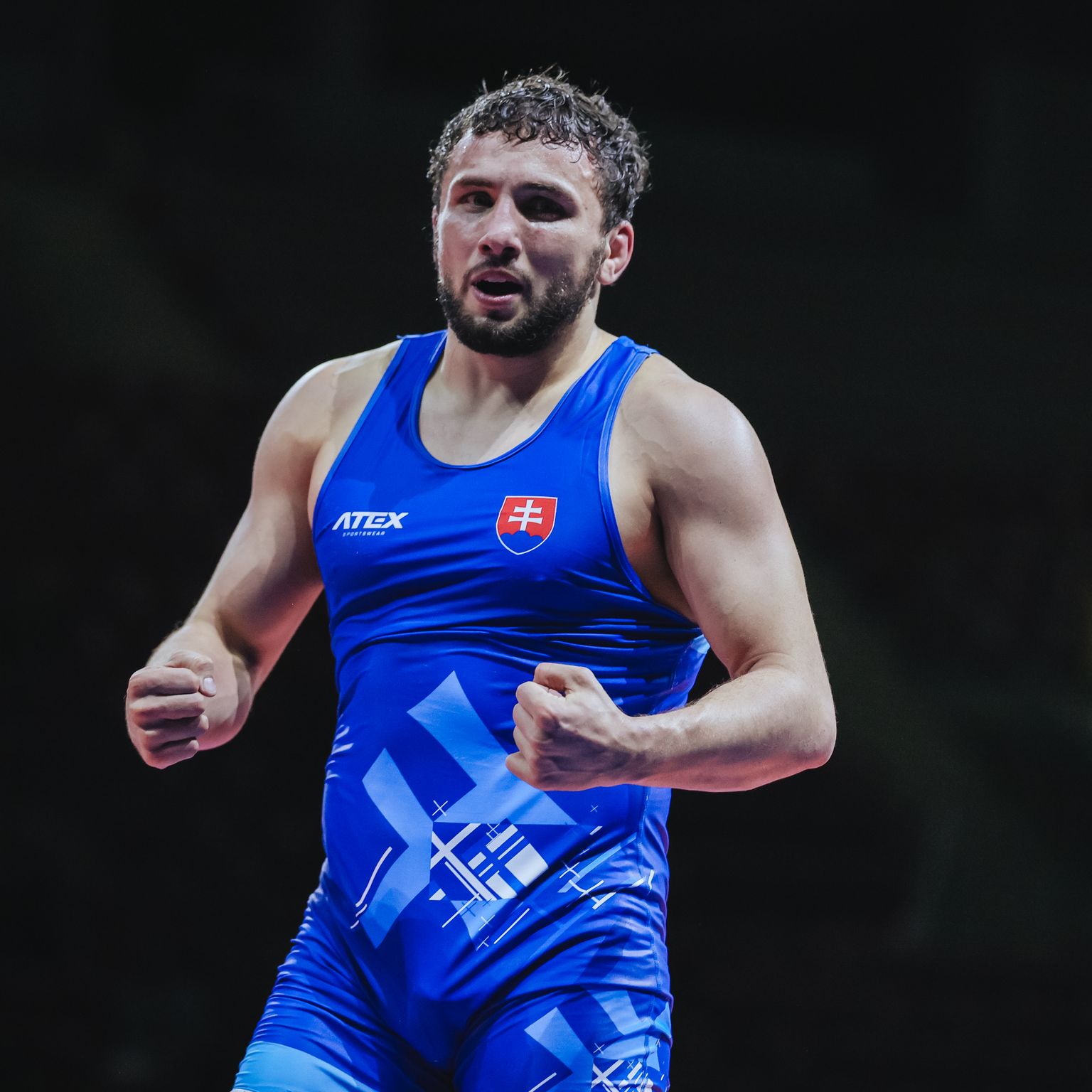 E0uR294XoAA_L6b?format=jpg&name=large