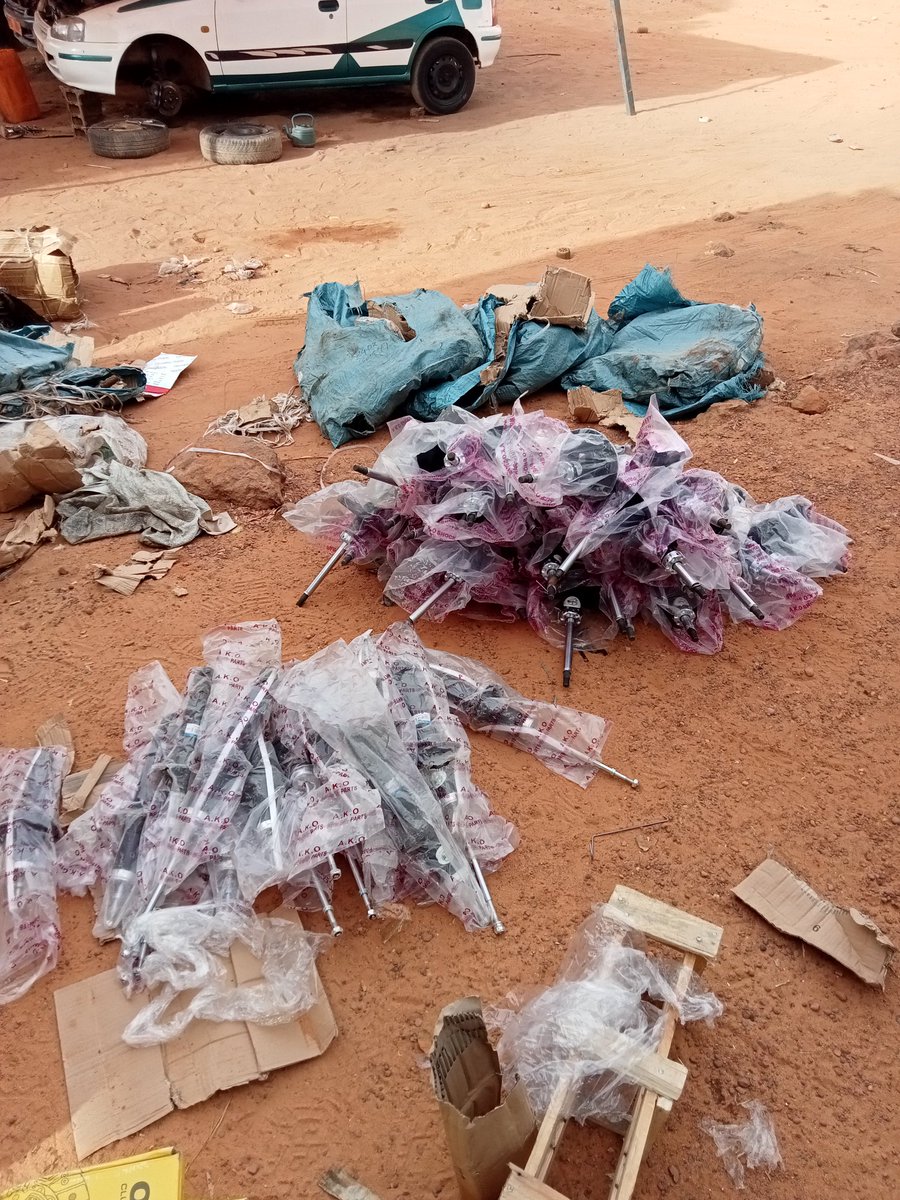 Arrivage pièces détachées Taxi MANAGER