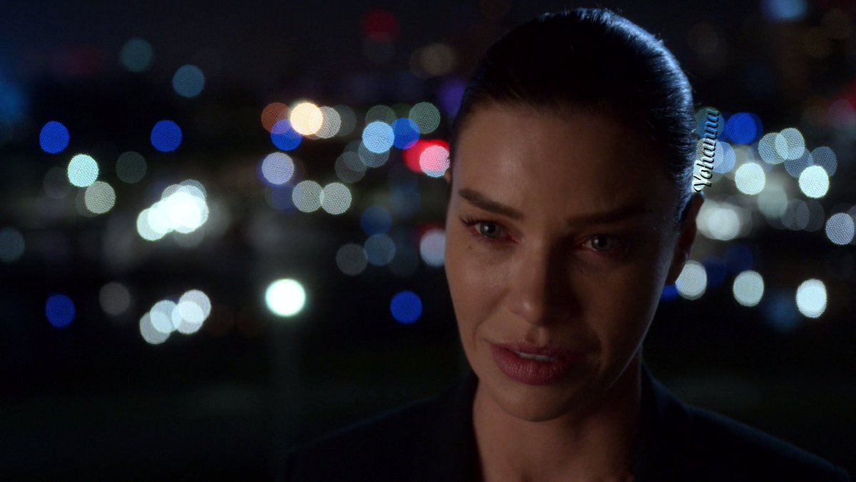 I think she was more scared of what it meant for the world, the celestial thing, & tryna come to terms w/ what it could mean abt her that she loves the Devil. Also (as said in 410), despite what she was doing w/ Kinley, I think she was scared of losing  #Lucifer to all this... 4/6