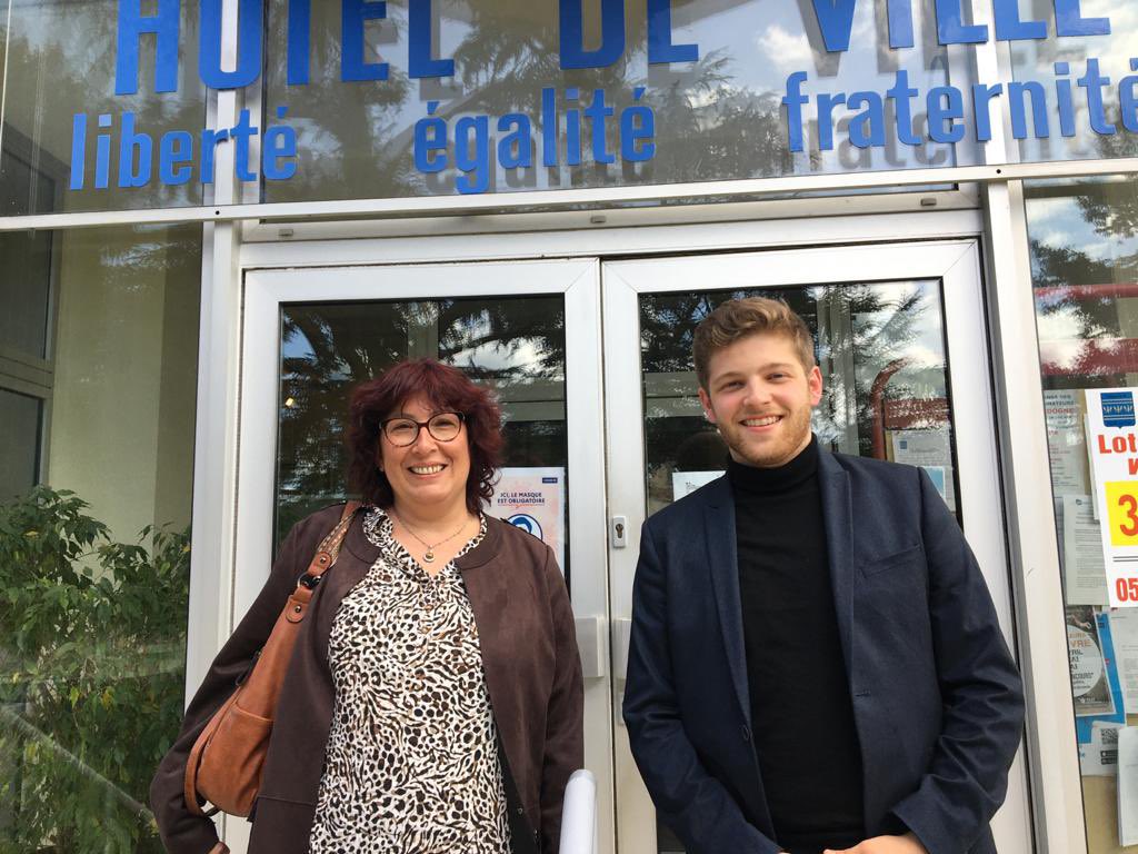Hier nous avons rencontré Monsieur Jean Parvaud, Maire de Razac sur l'Isle. 

Ce fut l’occasion d’un échange républicain.

Si nous sommes élus, nous serons à l’écoute permanente des élus locaux afin de les accompagner dans leurs projets au service de nos concitoyens.