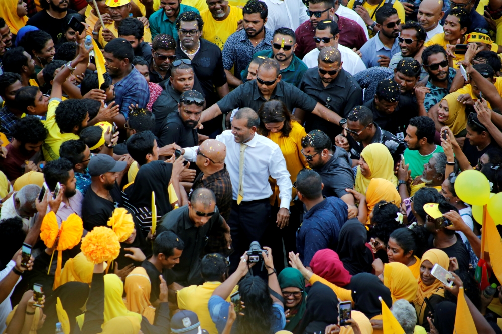 إصابة رئيس المالديف السابق في تفجير خارج منزله مستقبل الإعلام يبدأ من اليوم