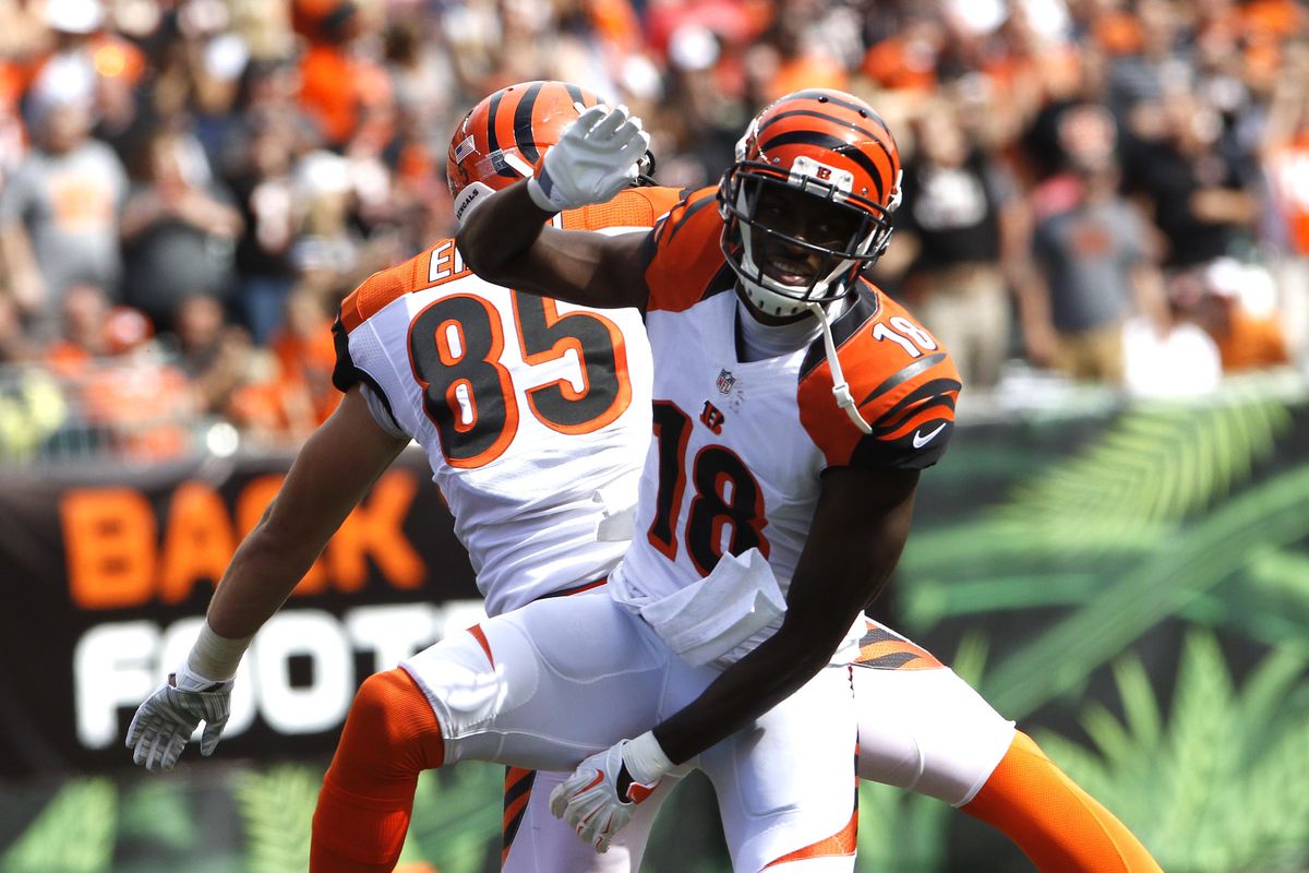 JoeGoodberry's tweet photo. Who is stopping this offense??? https://t.co/dNpcwgX8Um