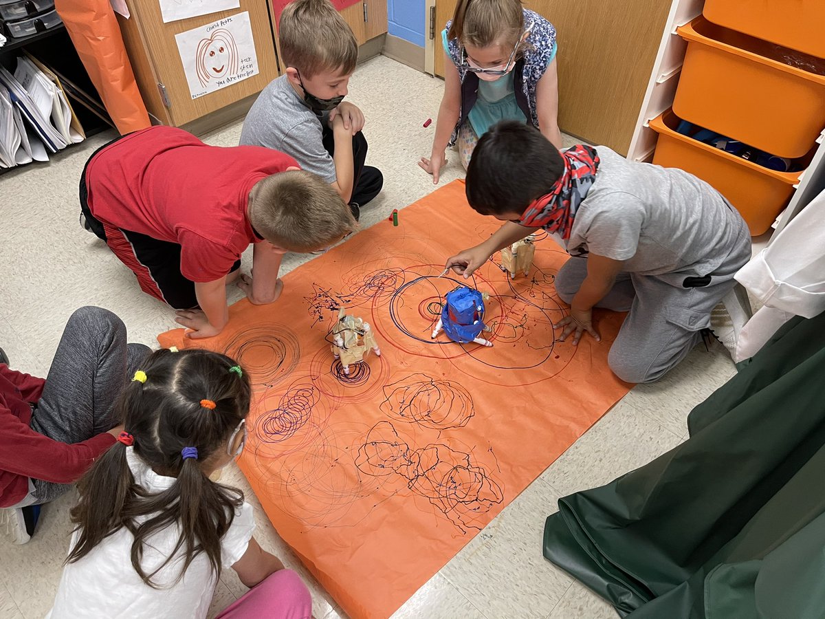 MCSSTEAM's tweet image. Scribble bots are a favorite of our 2nd gr engineers! #stem #steam @MrsBly_MECC