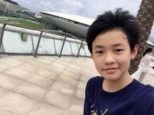 สวัสดีครับทุกคน ผมเป็นเด็ก ผมต้องทำบุญไหม ผมยังบาปไม่เยอะเหมือนแม่ ไม่ต้องทำหรอกเนอะ.