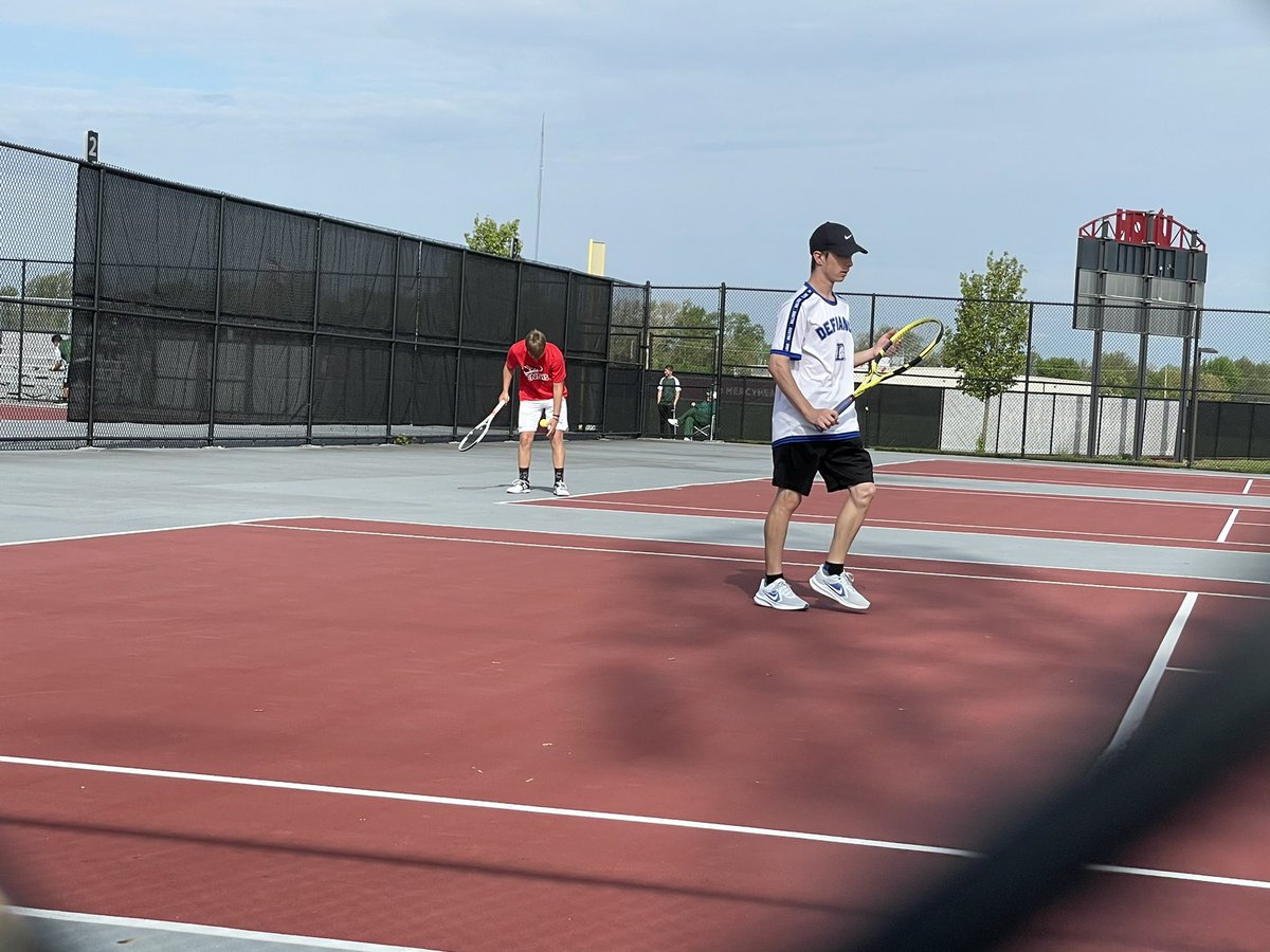 DefiBT's tweet image. Damien Martinez lost in 3. Boston Briseno lost in 2. Both played hard but are done. Carter Campbell will play for 7-8th place Sat. 1D Andrew Frederick &amp;amp; Ryan Yeager won 6-2, 6-2 &amp;amp; 2D Nathan Blunt &amp;amp; Riley Nadler won 7-5, 7-5!!Both doubles play for place 1-4. Great playing by all!