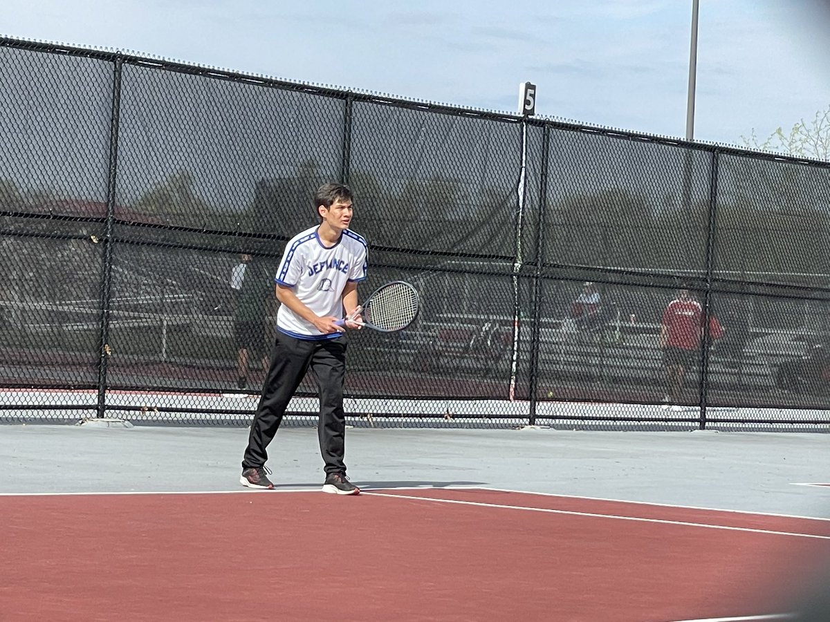 DefiBT's tweet image. Damien Martinez lost in 3. Boston Briseno lost in 2. Both played hard but are done. Carter Campbell will play for 7-8th place Sat. 1D Andrew Frederick &amp;amp; Ryan Yeager won 6-2, 6-2 &amp;amp; 2D Nathan Blunt &amp;amp; Riley Nadler won 7-5, 7-5!!Both doubles play for place 1-4. Great playing by all!