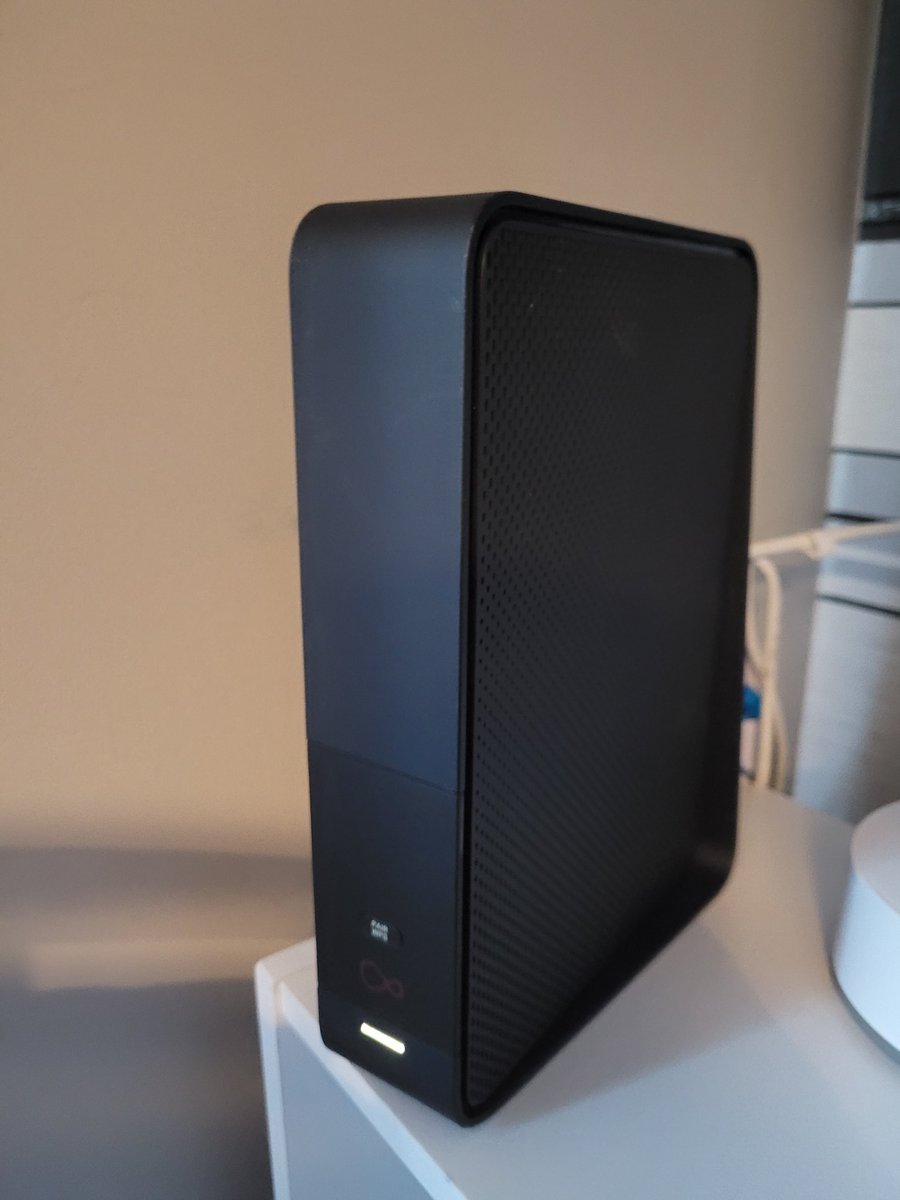 ruitneves's tweet photo. @virginmedia is this normal? Wireless or cable. After router reboot. https://t.co/Wq6vRORnJ6
